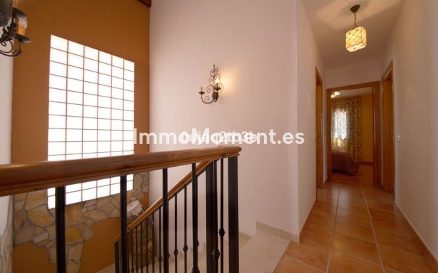 Wiederverkauf - Villa - Estepona  - Estepona Centro