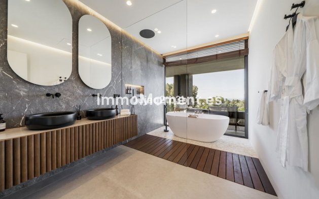 Revente - Villa - Marbella - Nagüeles