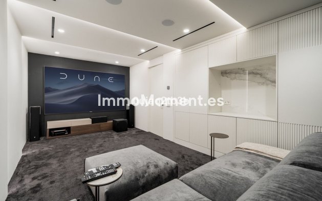 Revente - Villa - Marbella - Nagüeles