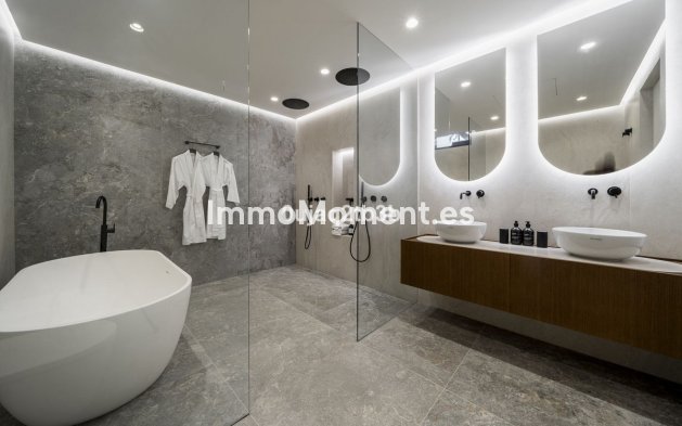 Revente - Villa - Marbella - Nagüeles