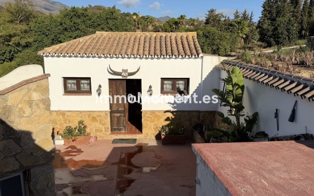 Bestaande woning - Grond - Estepona  - Estepona Centro