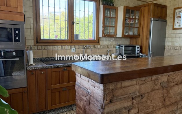 Bestaande woning - Grond - Estepona  - Estepona Centro