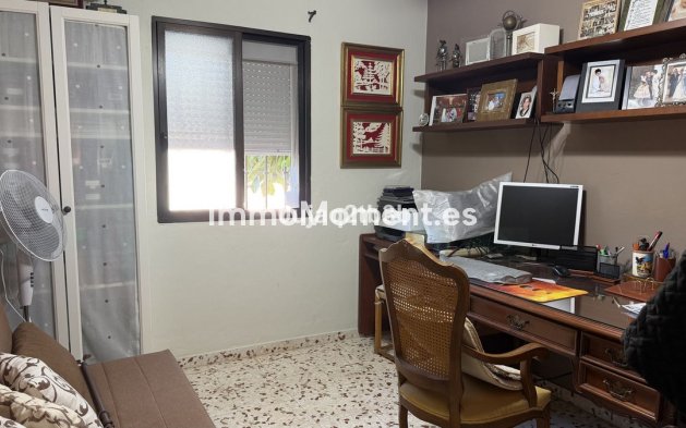 Bestaande woning - Grond - Estepona  - Estepona Centro