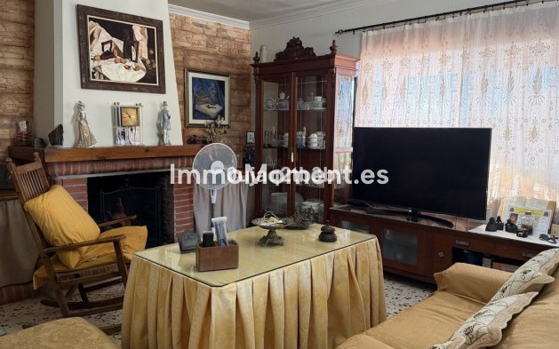 Bestaande woning - Grond - Estepona  - Estepona Centro