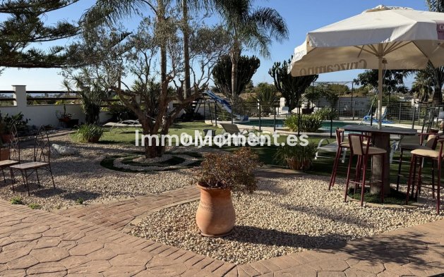 Bestaande woning - Grond - Estepona  - Estepona Centro