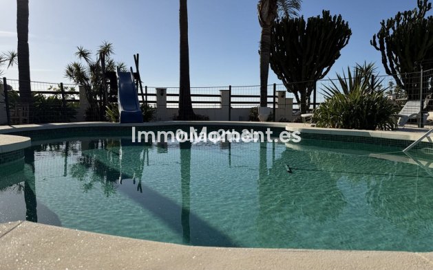 Bestaande woning - Grond - Estepona  - Estepona Centro