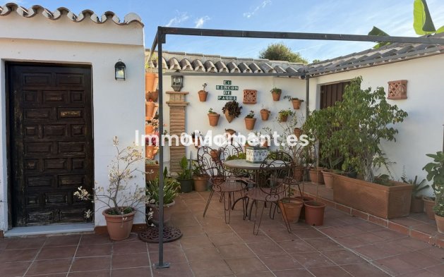 Bestaande woning - Grond - Estepona  - Estepona Centro