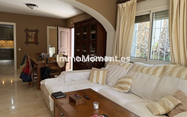 Wiederverkauf - Wohnung - Marbella - Nueva Andalucía