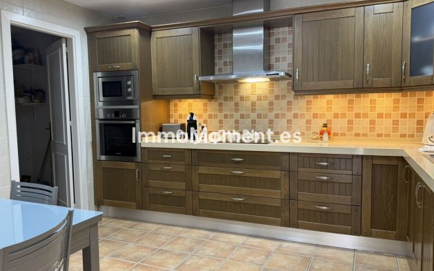 Wiederverkauf - Wohnung - Marbella - Nueva Andalucía