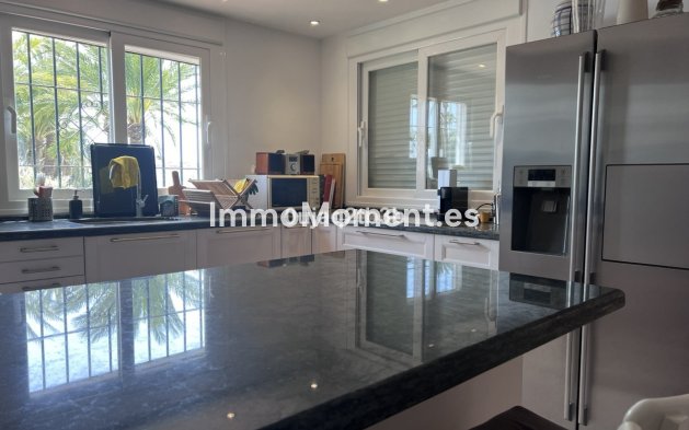 Wiederverkauf - Wohnung - Marbella - Nueva Andalucía