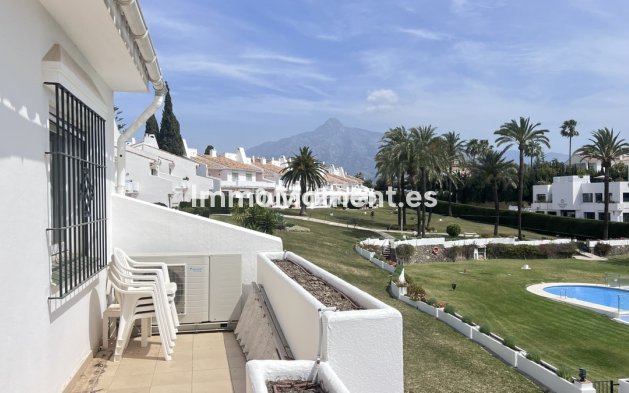 Wiederverkauf - Wohnung - Marbella - Nueva Andalucía