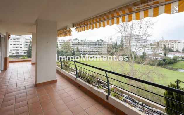 Wiederverkauf - Wohnung - Marbella - Guadalmina Alta