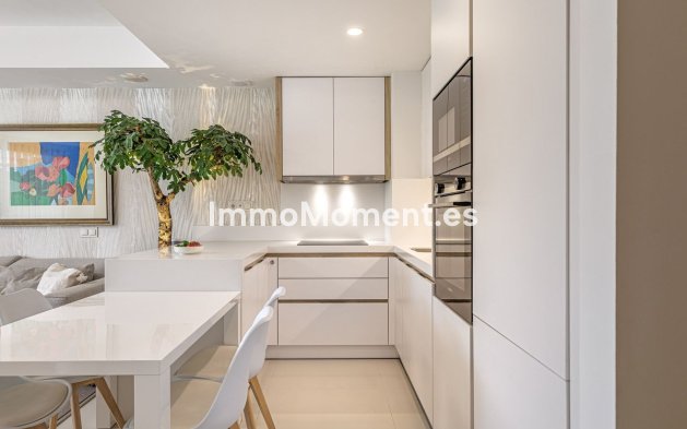 Wiederverkauf - Wohnung - Estepona  - Atalaya