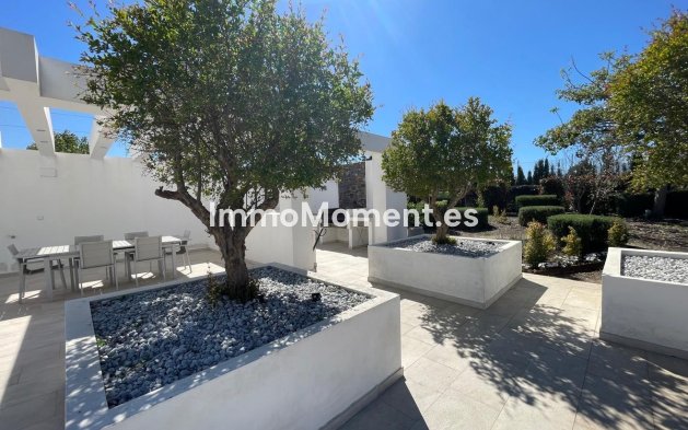 Wiederverkauf - Wohnung - Estepona  - Atalaya