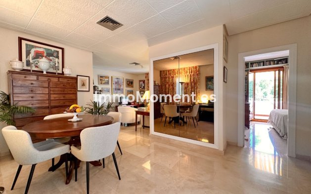 Reventa - Apartamento - Marbella - Nueva Andalucía