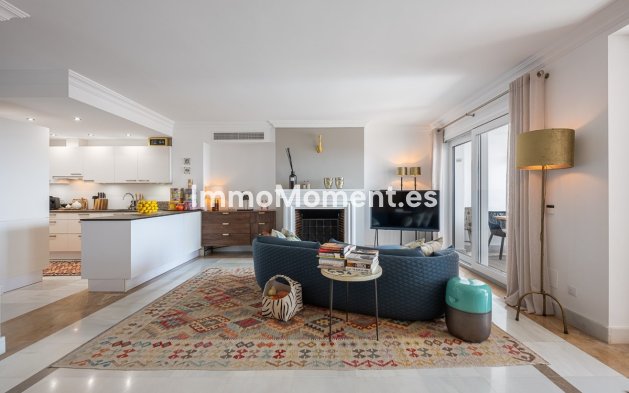 Resale - Apartment - Benahavís - Monte Halcones
