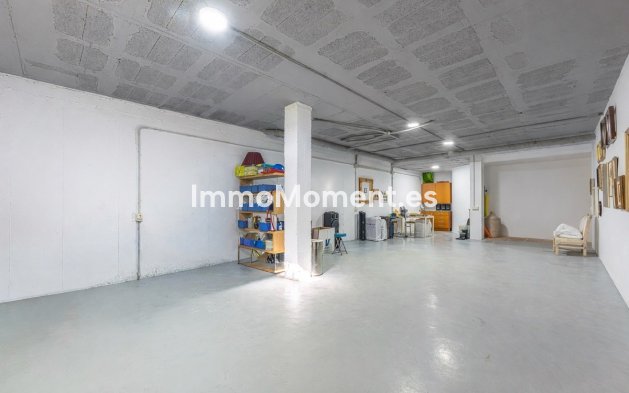 Resale - Apartment - Benahavís - Benahavís Centro