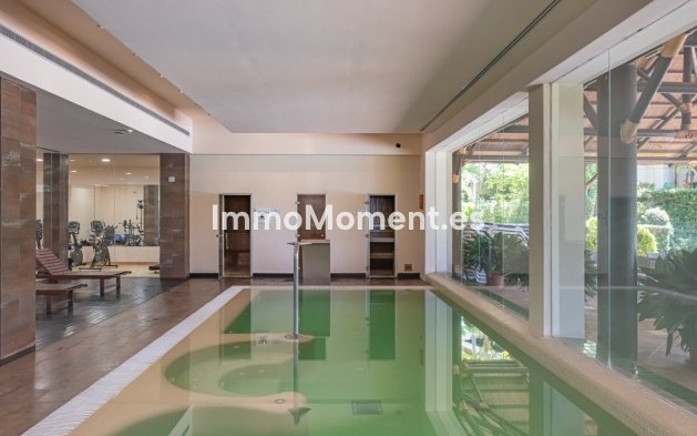 Resale - Apartment - Benahavís - Benahavís Centro