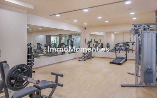 Resale - Apartment - Benahavís - Benahavís Centro