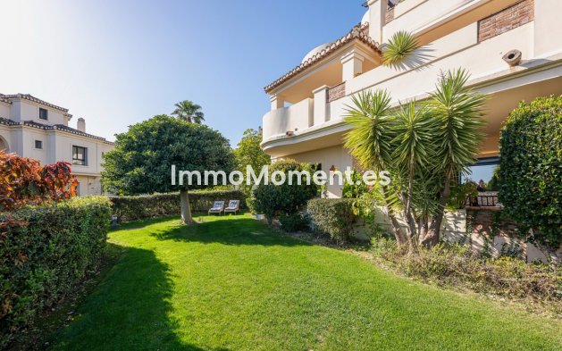 Resale - Apartment - Benahavís - Benahavís Centro