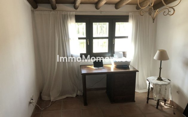 Wiederverkauf - Landhaus - Estepona  - Estepona Centro