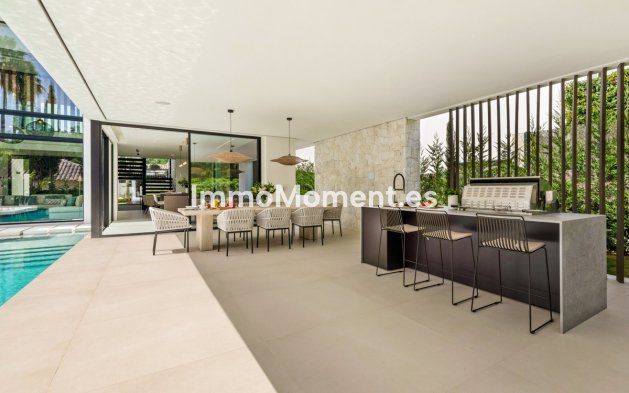 Wiederverkauf - Villa - Marbella - Nueva Andalucía