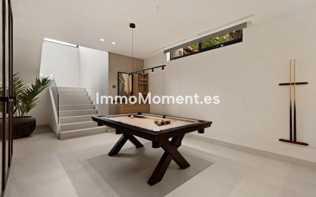 Wiederverkauf - Villa - Marbella - Nueva Andalucía