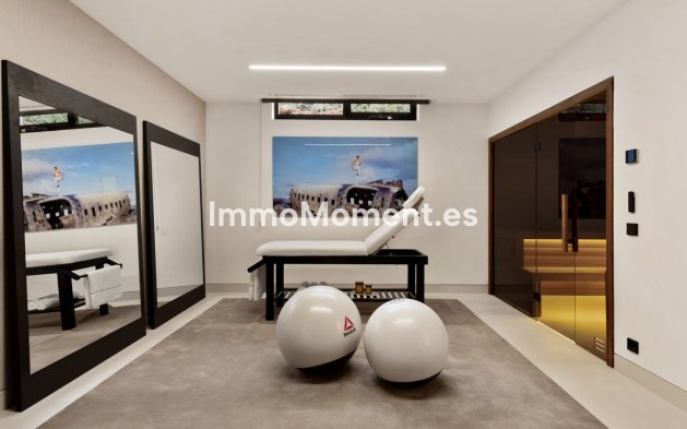 Wiederverkauf - Villa - Marbella - Nueva Andalucía