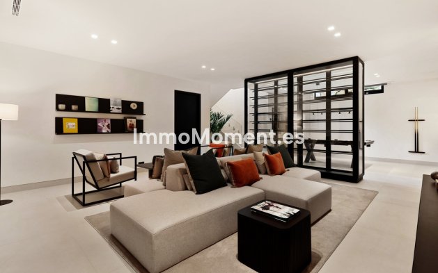 Wiederverkauf - Villa - Marbella - Nueva Andalucía