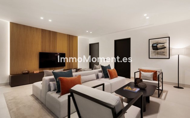 Wiederverkauf - Villa - Marbella - Nueva Andalucía