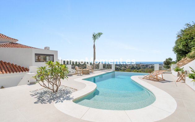 Wiederverkauf - Villa - Marbella - Nueva Andalucía