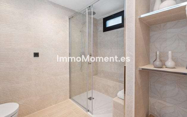 Wiederverkauf - Villa - Marbella - Nueva Andalucía