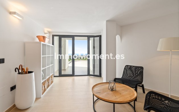 Wiederverkauf - Villa - Marbella - Nueva Andalucía