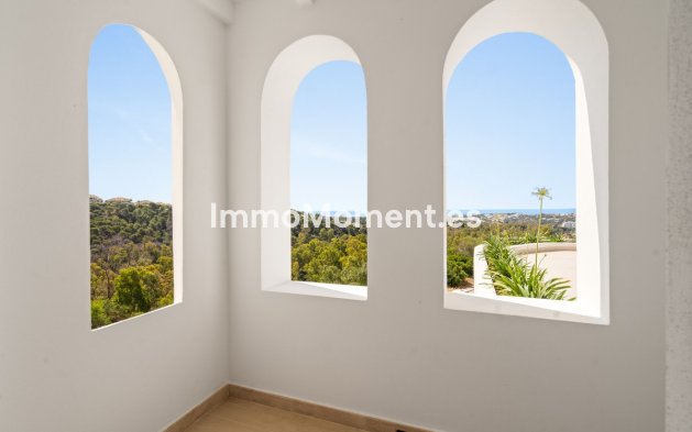 Wiederverkauf - Villa - Marbella - Nueva Andalucía
