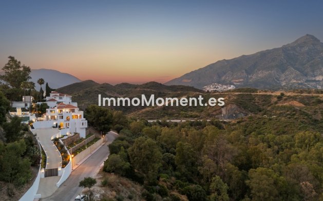 Wiederverkauf - Villa - Marbella - Nueva Andalucía