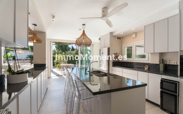 Resale - Villa - Marbella - El Rosario