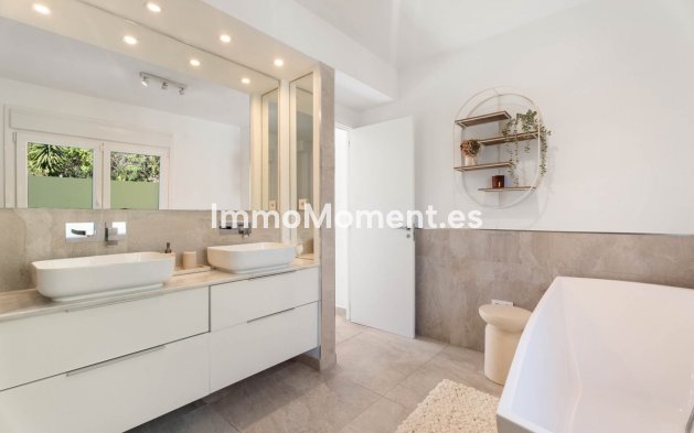 Resale - Villa - Marbella - El Rosario