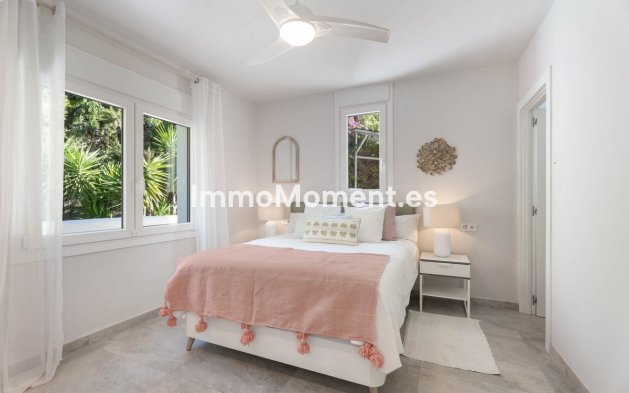 Resale - Villa - Marbella - El Rosario