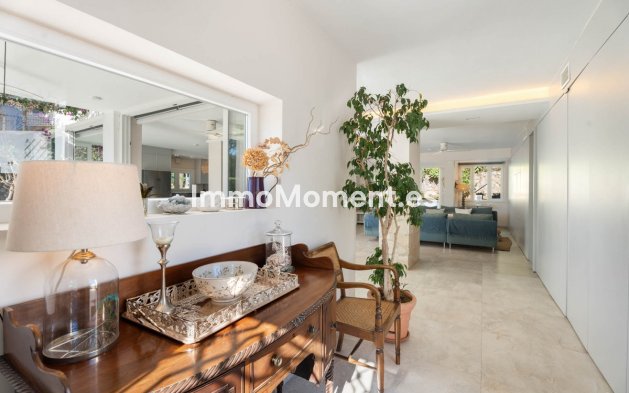 Resale - Villa - Marbella - El Rosario