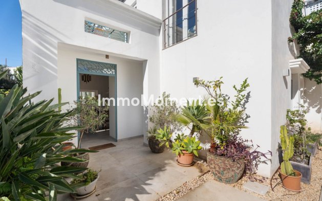 Resale - Villa - Marbella - El Rosario