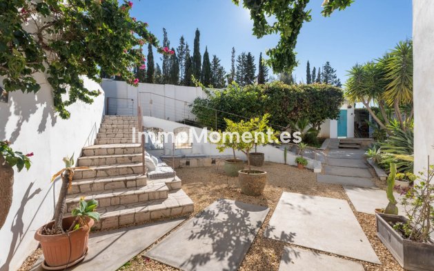 Resale - Villa - Marbella - El Rosario