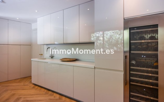 Revente - Villa - Marbella - Artola