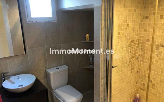 Resale - Villa - Estepona - Benamara