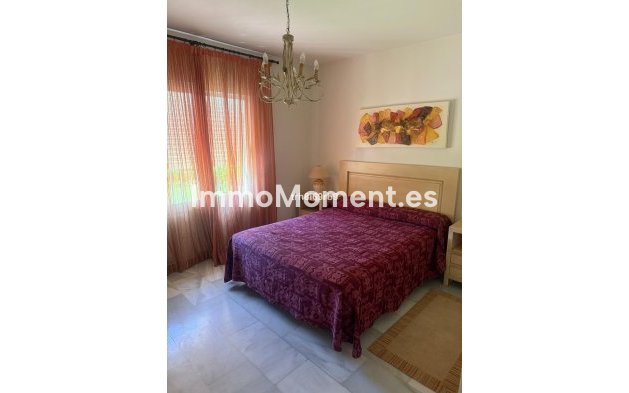 Resale - Villa - Estepona - Benamara
