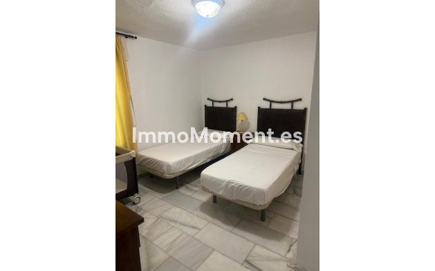 Resale - Villa - Estepona - Benamara