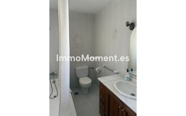 Resale - Villa - Estepona - Benamara