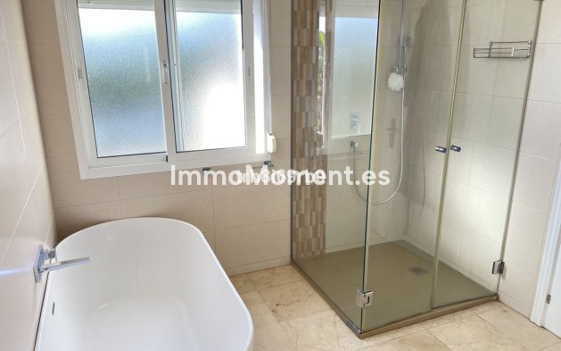 Resale - Villa - Estepona - New Golden Mile