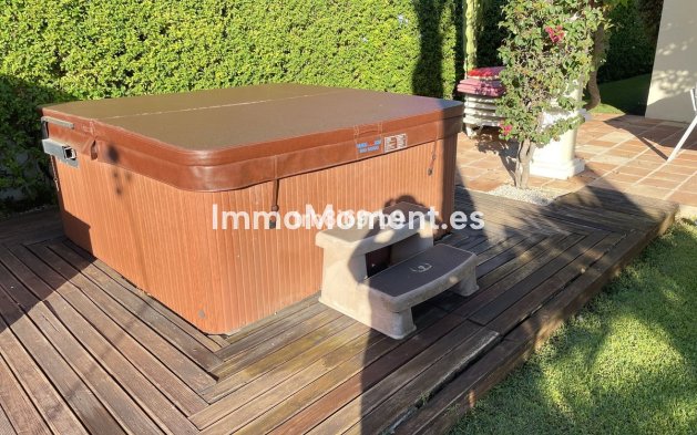 Resale - Villa - Estepona - New Golden Mile