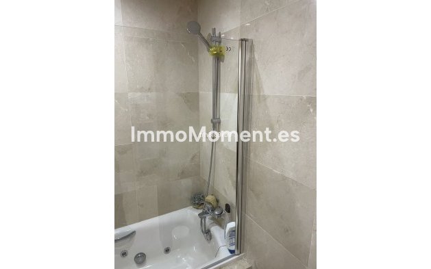 Wiederverkauf - Villa - Estepona  - Estepona Centro