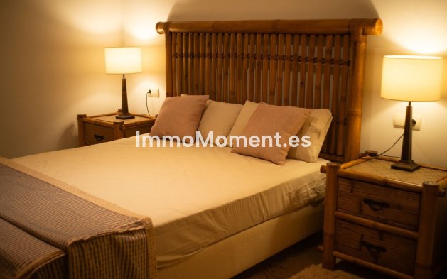 Resale - Apartment - Estepona - Cancelada